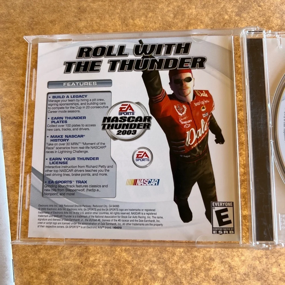 NHL 2003 PC CD-ROM Hockey Video Game EA Sports 2003 Electronic Arts Windows